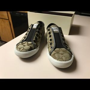 Coach Bev No lace Sneakers. Only worn once......